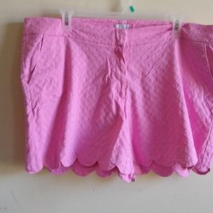 Crown & Ivy Curvy, Shelby shorts, pink. Size 22W.